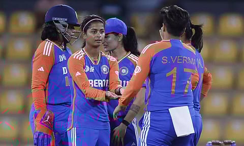 மகளிர் ஆசிய கோப்பை: இந்தியா வெற்றிபெற 109 ரன்களை இலக்காக நிர்ணயித்தது பாகிஸ்தான்