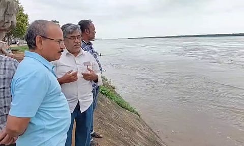 ஆந்திராவில் கனமழை: கோதாவரியில் பெருக்கெடுத்து ஓடும் வெள்ளம்