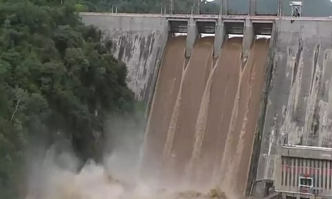 நீலகிரியில் தொடர் கனமழை: பில்லூர் அணை மீண்டும் நிரம்பியது