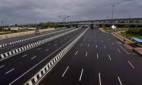 ரூ.50 ஆயிரம் கோடியில் 8 அதிவேக சாலை வழித்தடம்: மத்திய கேபினட் ஒப்புதல்