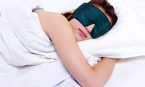 நமக்கு ஏன் தூக்கம் வர மாட்டேங்குது.... தூக்கமின்மையை கண்டறிய நவீன முக கவசம்