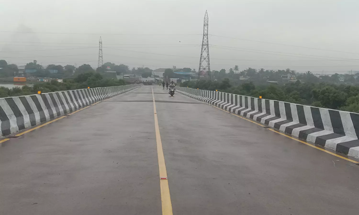 16 ஆண்டுகளாக நீடிக்கும் சடையங்குப்பம் மேம்பாலப்பணி 90 சதவீதம் முடிந்தது