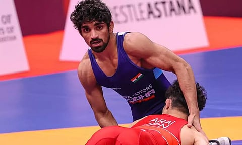 ஆடவர் மல்யுத்தம் போட்டி- அரையிறுதியில் அமன் ஷெராவத் ஏமாற்றம்