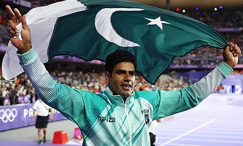 தங்கம் வென்ற அர்ஷத் நதீமுக்கு ரூ. 10 கோடி பரிசு