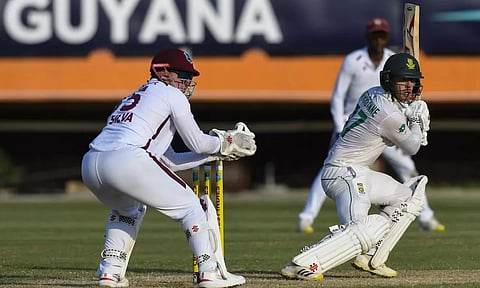 கயானா டெஸ்ட்: இரண்டாம் நாள் முடிவில் தென் ஆப்பிரிக்கா 223/5