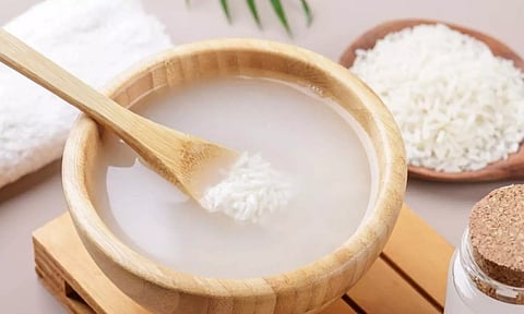 அரிசி கழுவும் தண்ணீரில் இவ்வளவு நன்மையா?