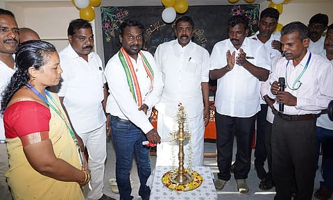 ரூ.18 லட்சம் நிதியில் புதிய வகுப்பறைகள்- விஜய் வசந்த் எம்.பி திறந்து வைத்தார்