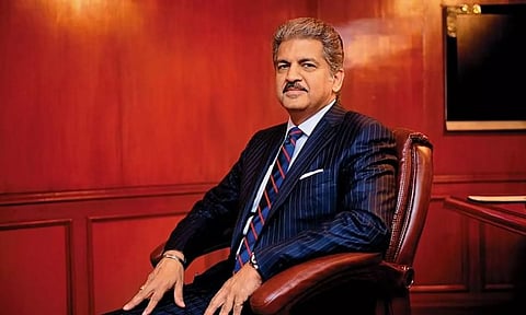 ஃபாரின் கார் பயன்பாடு சர்ச்சை: நான் டிரைவிங் கத்துக்கிட்டதே இந்த காரில் தான் - ஆனந்த் மஹிந்திரா