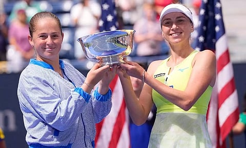 அமெரிக்க ஓபன்: பெண்கள் இரட்டையரில் சாம்பியன் பட்டம் வென்றது ஜெலினா-லுட்மிலா ஜோடி