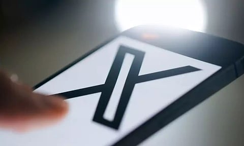 எக்ஸ் தளத்துக்கு என்னாச்சு.. உலகளவில் முடங்கியதால் பயனர்கள் குழப்பம்