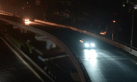 மணலி துணை மின்நிலையத்தில் திடீர் தீ விபத்து: இருளில் மூழ்கிய சென்னை