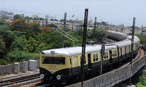 சென்னை கடற்கரை மின்சார ரெயில் சேவையில் மாற்றம்