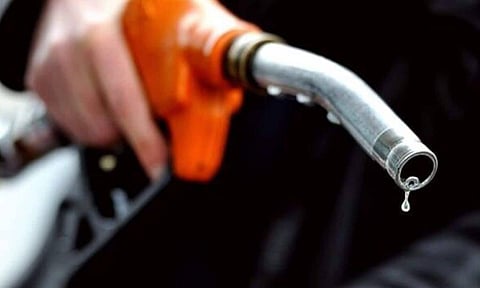 கச்சா எண்ணெய் விலை குறைவால் பெட்ரோல் - டீசல் விலை குறைகிறது-பங்கஜ் ஜெயின்