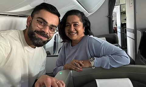 விராட் கோலியுடன் செல்பி எடுத்த ராதிகா சரத்குமார்- வைரலாகும் புகைப்படம்