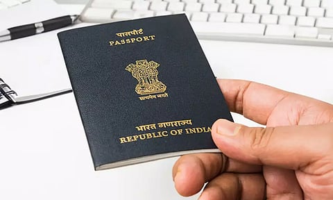 கடந்த ஆண்டில் மட்டும் தமிழகத்தில் 83½ லட்சம் பேருக்கு பாஸ்போர்ட் வினியோகம்