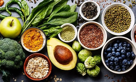 வயதான தோற்றத்துக்கு தடை போடும் உணவுகள்