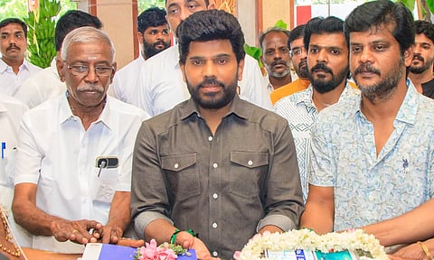 லெஜெண்ட் சரவணனின் அடுத்த படம் - பிரபல பாலிவுட் நடிகை கதாநாயகியாக நடிக்கவுள்ளார்