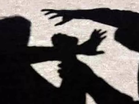 மூதாட்டியை வீட்டுக்குள் அடைத்து விடிய விடிய பலாத்காரம் செய்த காமக்கொடூரன்