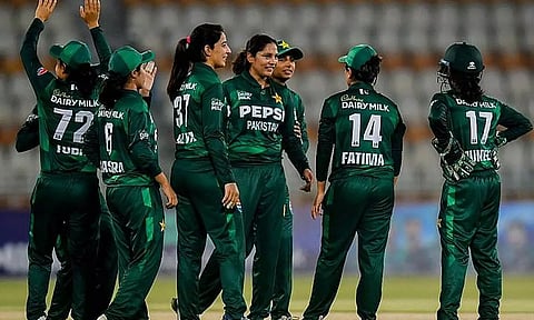 பெண்கள் டி20 கிரிக்கெட்: தென் ஆப்பிரிக்காவை 13 ரன்கள் வித்தியாசத்தில் வீழ்த்தியது பாகிஸ்தான்