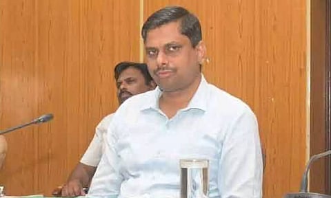 தூத்துக்குடி துப்பாக்கிச்சூடு சம்பவத்தில் குற்றஞ்சாட்டப்பட்டவருக்கு பதவி உயர்வா? ஆட்சியர் விளக்கம்