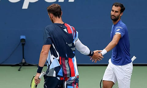 செங்டு ஓபன் டென்னிஸ்: இறுதிப்போட்டிக்கு முன்னேறியது பாம்ப்ரி ஜோடி