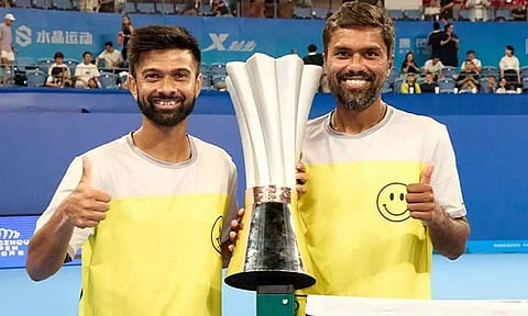 ஹாங்சோ ஓபன் டென்னிஸ்: இரட்டையர் பிரிவில் சாம்பியன் பட்டம் வென்றது இந்திய ஜோடி