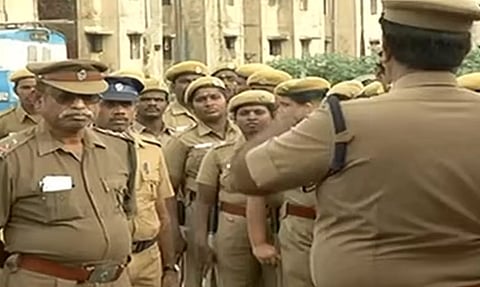 சென்னையில் இயங்கும் சட்டவிரோத கன்சல்டன்சிகள்- போலீசார் அதிரடி சோதனை