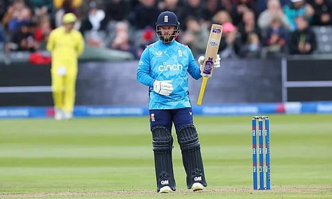 பென் டக்கெட் சதம்: ஆஸ்திரேலியா வெற்றிபெற 310 ரன்களை இலக்காக நிர்ணயித்தது இங்கிலாந்து