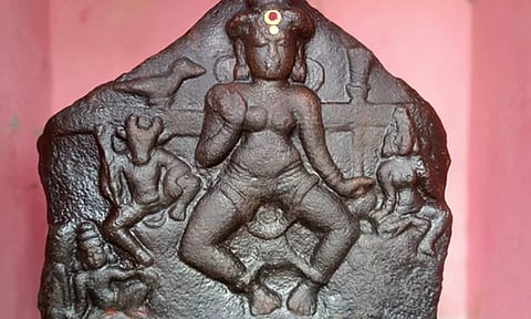 செஞ்சி அருகே 1200 ஆண்டுகள் பழமைவாய்ந்த தவ்வை சிற்பம் கண்டுபிடிப்பு