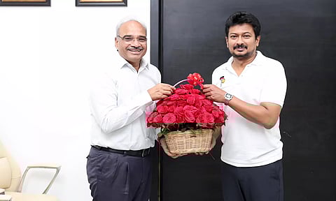 உதயநிதி ஸ்டாலினை நேரில் சந்தித்து வாழ்த்து பெற்ற பிரதீப் யாதவ் ஐ.ஏ.எஸ்