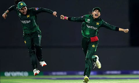 மகளிர் டி20 உலகக் கோப்பை: இலங்கையை வீழ்த்தியது பாகிஸ்தான்