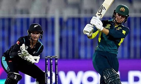 மகளிர் டி20 உலகக் கோப்பை: நியூசிலாந்துக்கு 149 ரன்கள் இலக்கு நிர்ணயித்த ஆஸ்திரேலியா