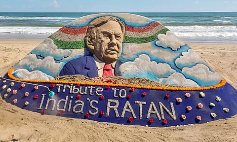 Sand sculpture for late Ratan Tata