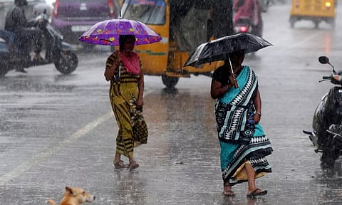 திருவாரூர், நாகை, மயிலாடுதுறை மாவட்டங்களுக்கு நாளை ரெட் அலர்ட்