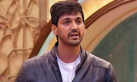 பிக்பாஸ் சீசன் 8- இந்த வார எவிக்ஷனில் வெளியேற்றப்பட்ட அர்னவ்