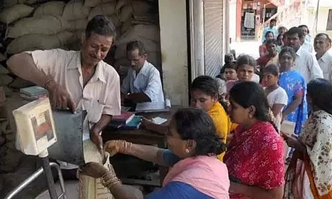 ரேஷன் கடை ஊழியர்களுக்கு 20 சதவீத போனஸ்: தமிழக அரசு