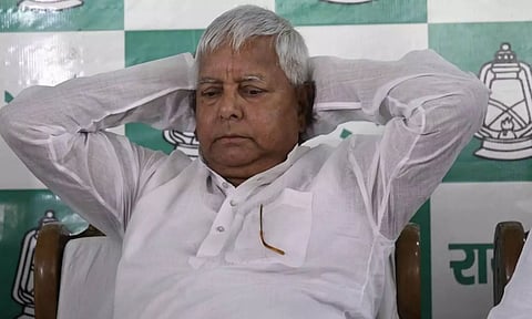 லல்லு உதவியாளரின் ரூ.57 கோடி சொத்துகள் முடக்கம்: அமலாக்கத்துறை நடவடிக்கை