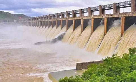 மேட்டூர் அணை நீர்மட்டம் 101 அடியாக உயர்ந்தது