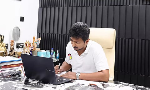 மதுரை மழை பாதிப்பு... காணொலி மூலம் துணை முதலமைச்சர் ஆலோசனை