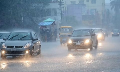 தமிழகத்தில் இன்று 25 மாவட்டங்களில் கனமழைக்கு வாய்ப்பு- வானிலை ஆய்வு மையம்