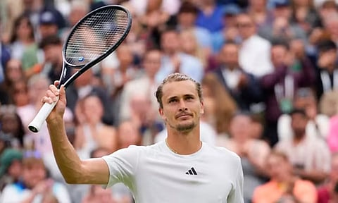 பாரீஸ் மாஸ்டர்ஸ் டென்னிஸ்: அரையிறுதிக்கு முன்னேறினார் நம்பர் 3 வீரர் ஸ்வரேவ்