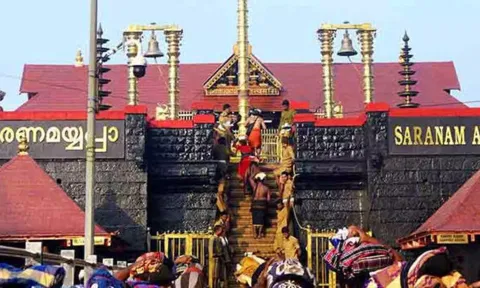 சபரிமலையில் பதினெட்டாம் படியேறும் பக்தர்களுக்கு உதவ அனுபவமிக்க போலீசாரை நியமிக்க முடிவு