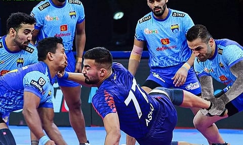 புரோ கபடி லீக்: பெங்கால் அணியை வீழ்த்தியது தபாங் டெல்லி