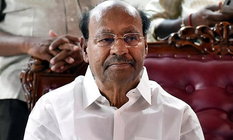 அரசு ஊழியர்களுக்கு பழைய ஓய்வூதிய திட்டம் கிடையாதா?- ராமதாஸ் கேள்வி