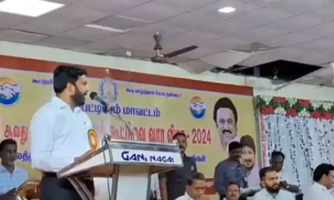 அரசு நிகழ்ச்சிகளில் எங்கள் பெயர்கள் இடம் பெறுவதில்லை- அமைச்சர் முன்னிலையில் ஷா நவாஸ் வேதனை