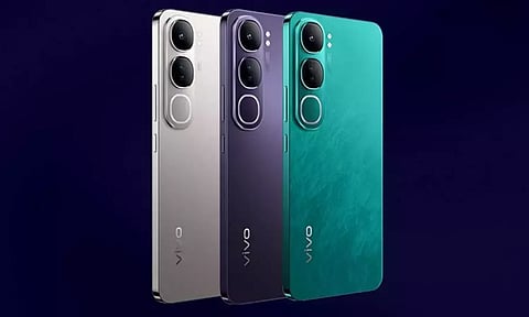 மிட் ரேஞ்சில் மிரட்டிய விவோ - புது ஸ்மார்ட்போன் அறிமுகம்