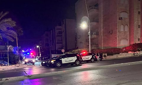 ஜோர்டானில் இஸ்ரேல் தூதரகம் அருகே துப்பாக்கி சூடு- மர்மநபரை போலீசார் சுட்டுக் கொன்றனர்