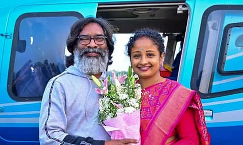 வரலாற்று சாதனையுடன் பதவியேற்கும் ஹேமந்த் சோரன்.. ஜார்கண்ட்டுக்கு படையெடுக்கும் இந்தியா கூட்டணி தலைவர்கள்