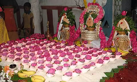 சங்கடம் தீர்க்கும் 1008 சங்காபிஷேகம்