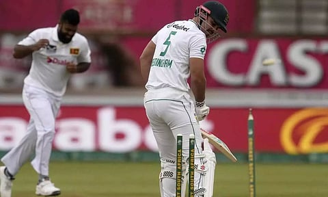இலங்கைக்கு எதிரான டெஸ்ட்: தென் ஆப்பிரிக்கா 191 ரன்னில் ஆல் அவுட்